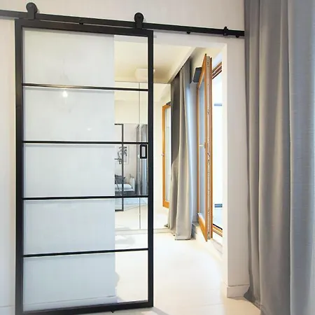 Zajezdnia Wrzeszcz, Bh Properties Apartmán *